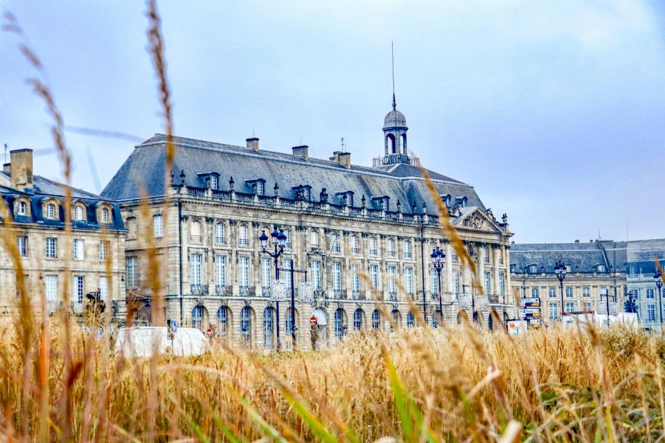 Bordeaux: Private Exclusive History Tour With a Local Expert - Important Information and Price