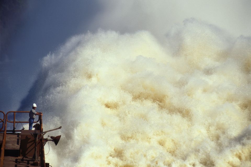 Foz Do Iguaçu: Itaipu Hydroelectric Dam - Transportation and Accessibility