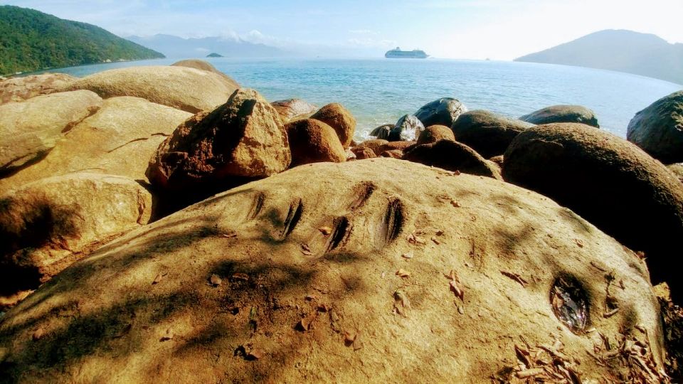 Ilha Grande: Walking Abraão Historical Tour and Natural Pool - Common questions