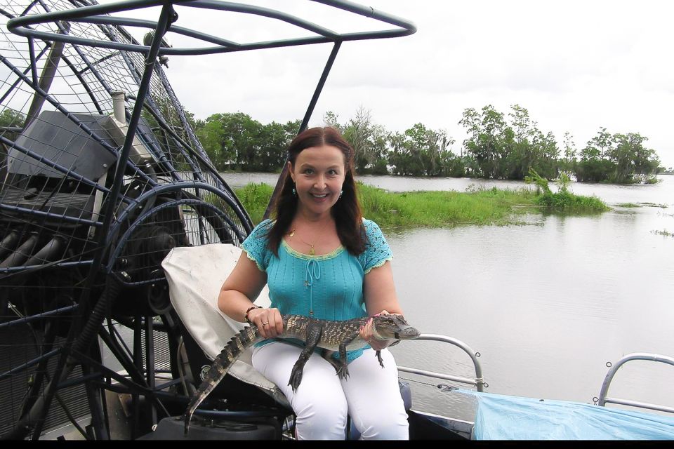 New Orleans: Destrehan Plantation & Airboat Combo Tour - Interactions With Wildlife