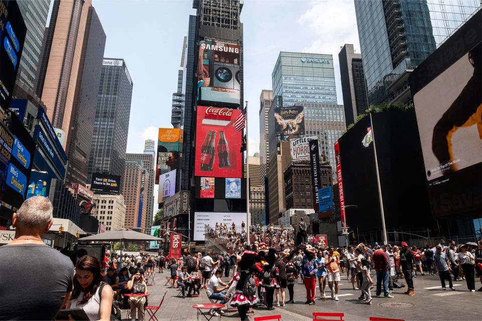 NYC: See Yourself on a Times Square Billboard for 24 Hours - Sum Up