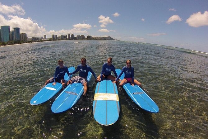 Oahu Ala Moana Beach 2-Hour Surf Lesson and Waikiki Round-Trip - Location and Equipment