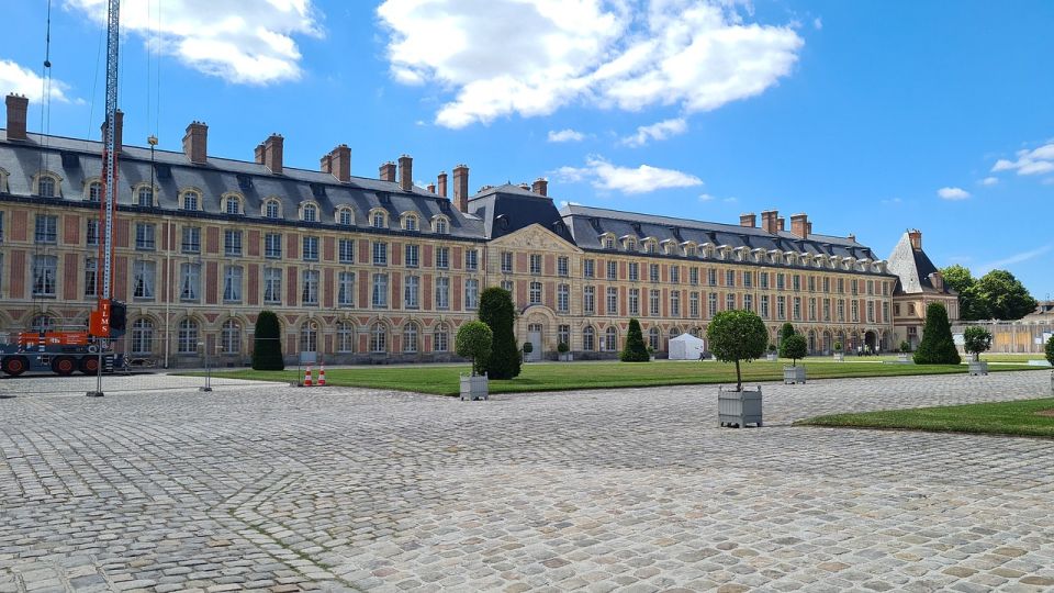 Private Tour to Chateaux of Fontainebleau From Paris - Directions