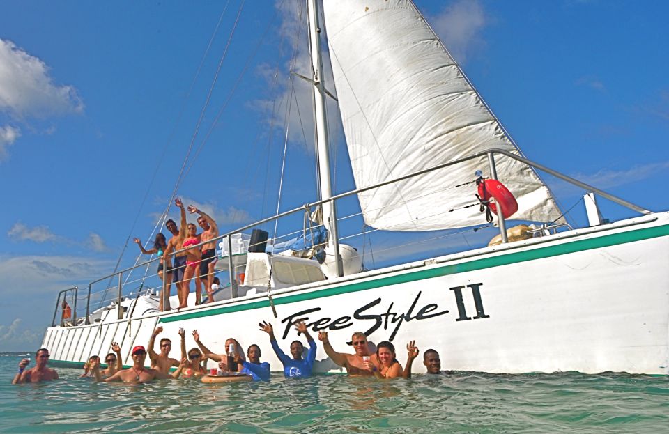 Punta Cana: Catamaran, Speed Boat & Snorkeling Tour - Diving Experience and Age Requirement