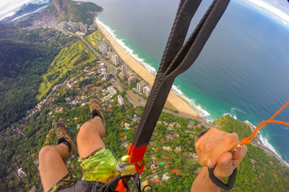 Rio De Janeiro: Paragliding Tandem Flight - Common questions