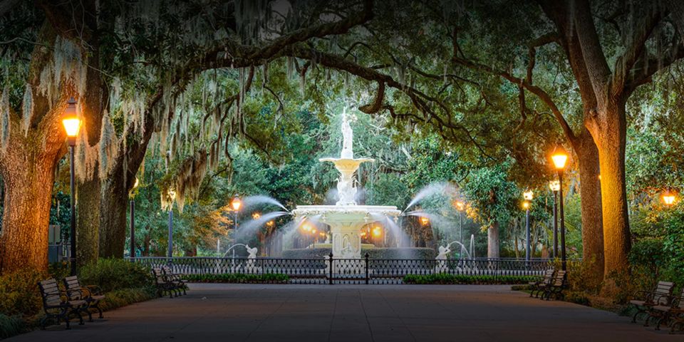Savannah: Small Group Night Tour With River Cruise - Tour Experience