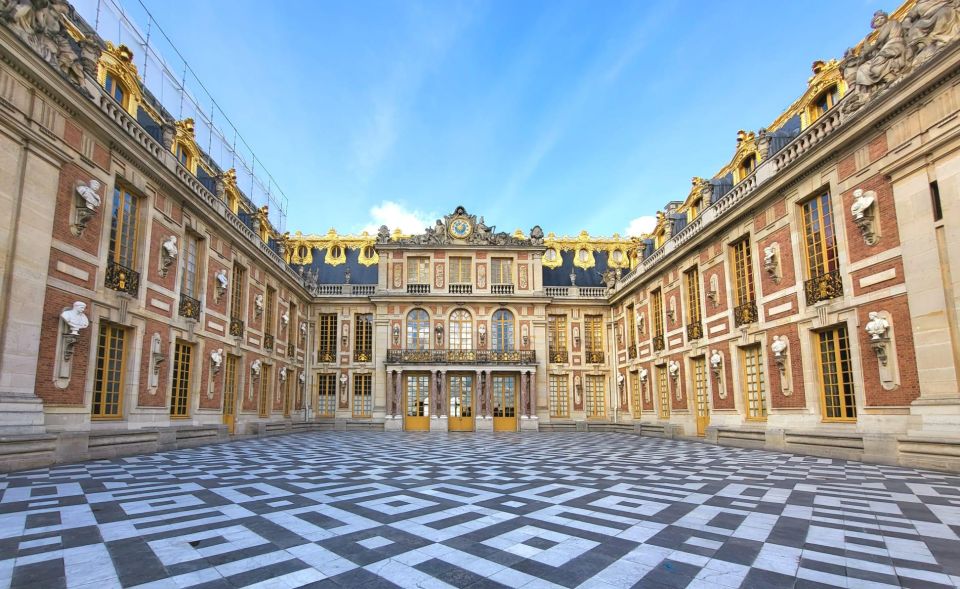 Versailles Palace and Giverny Private Guided Tour From Paris - Common questions
