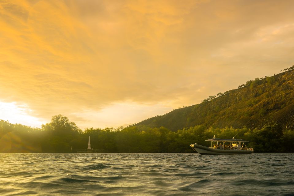 Big Island: Kona Super Raft Sunset Cruise - Sum Up