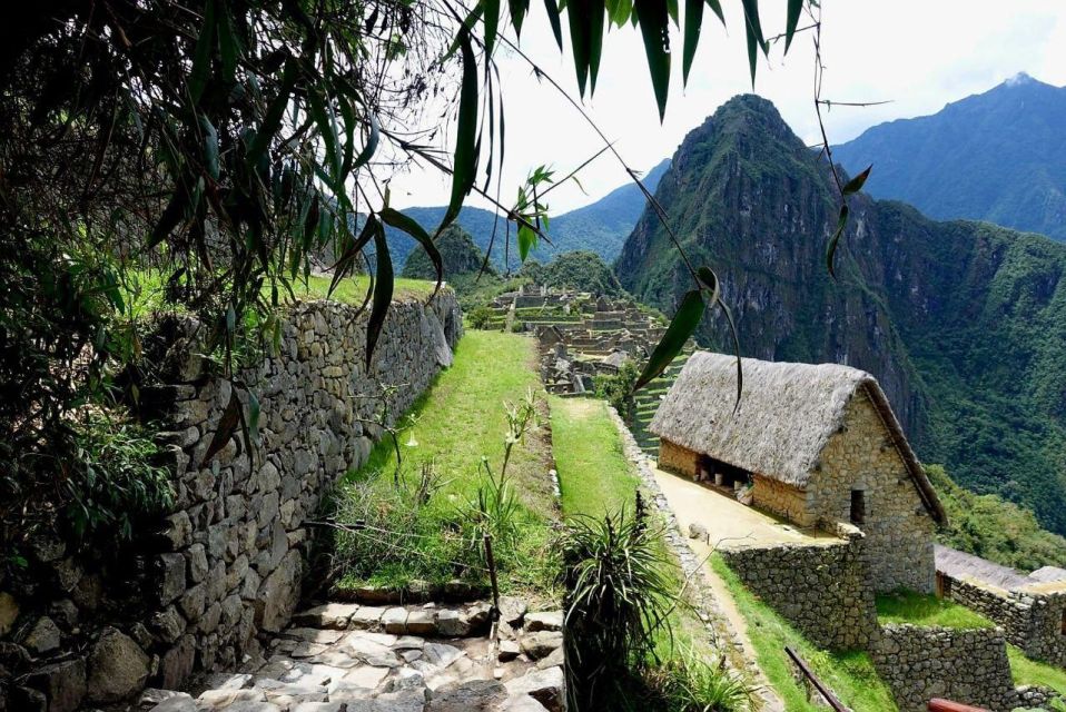 Full Day Tour to Machu Picchu From Cusco - What to Bring