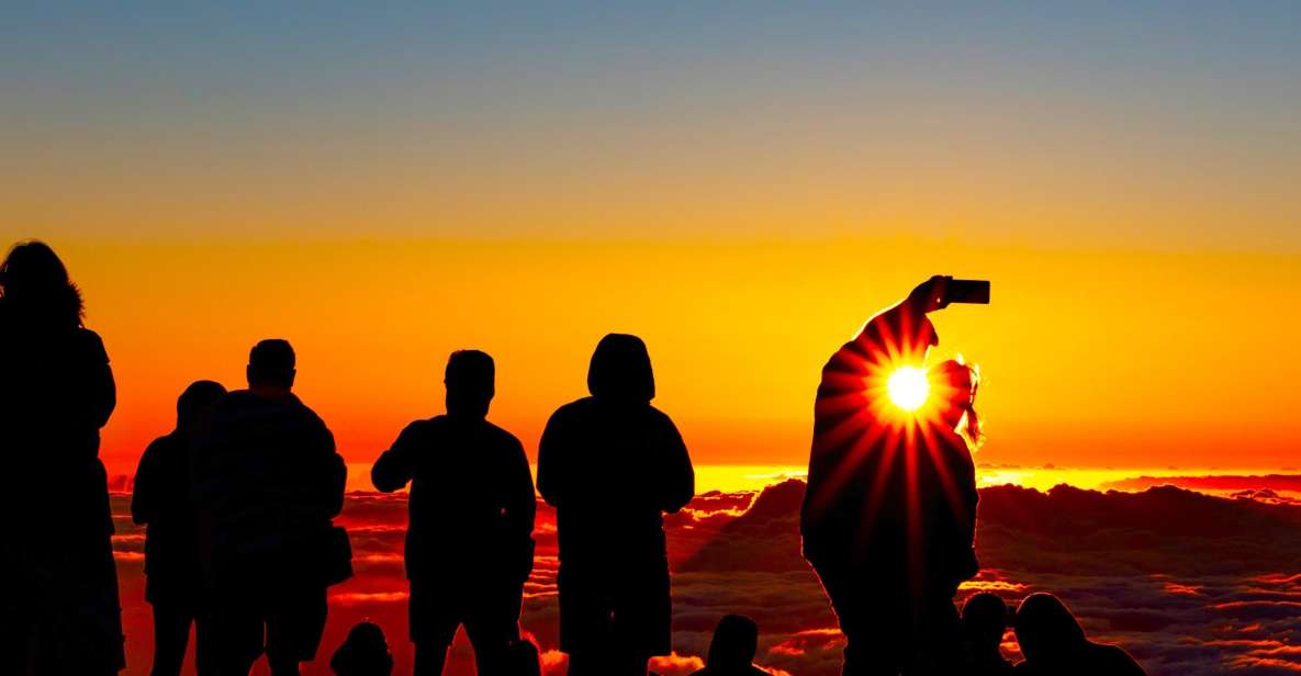 Maui: Haleakala Sunset and Stargazing Tour With Dinner - Sunset Viewing Experience