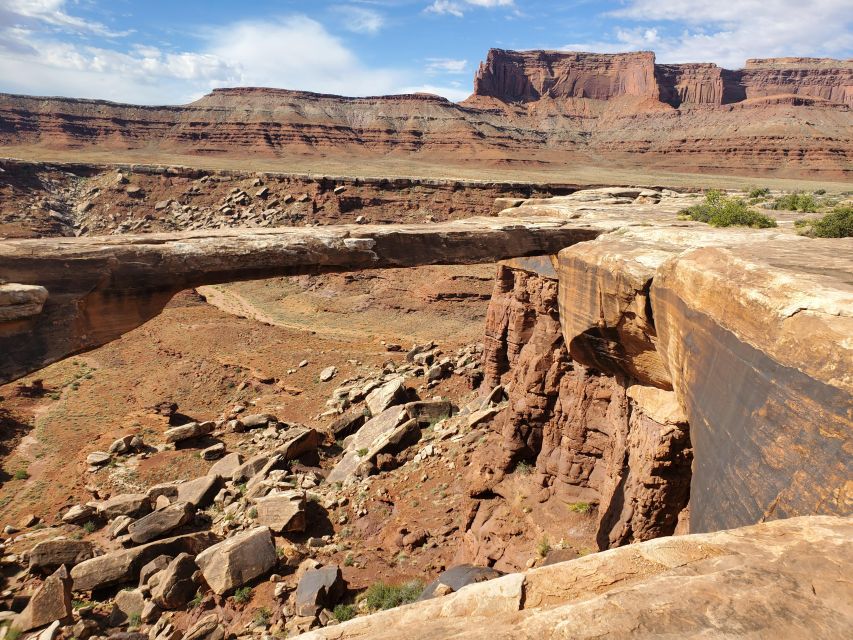 Morning Canyonlands Island in the Sky 4x4 Tour - Tour Description