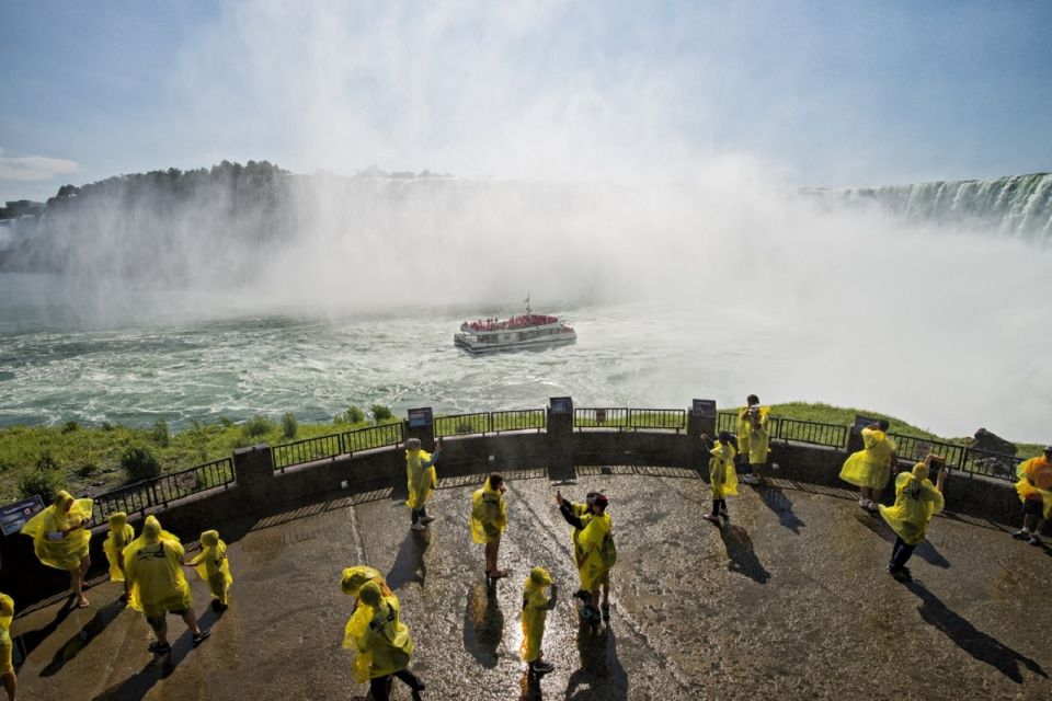 Niagara Falls, Canada: Sightseeing Tour With Boat Ride - Summary