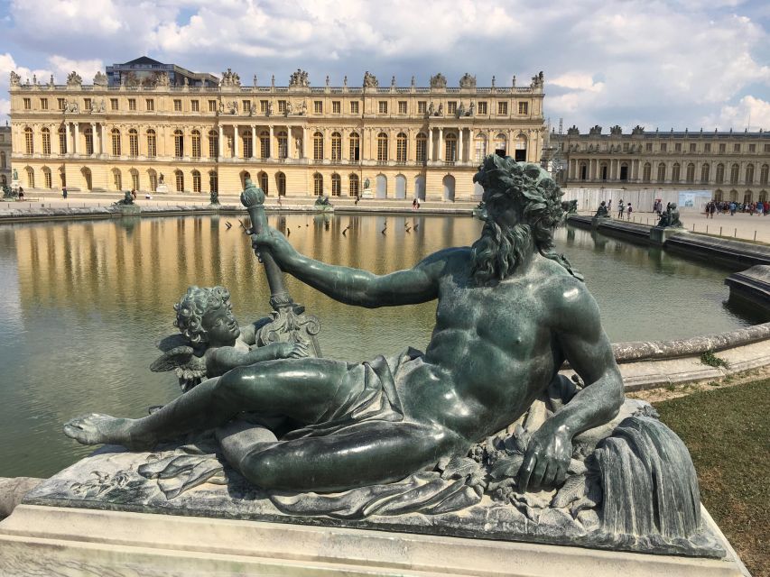 Paris and Versailles Palace: Full Day Private Guided Tour - Common questions