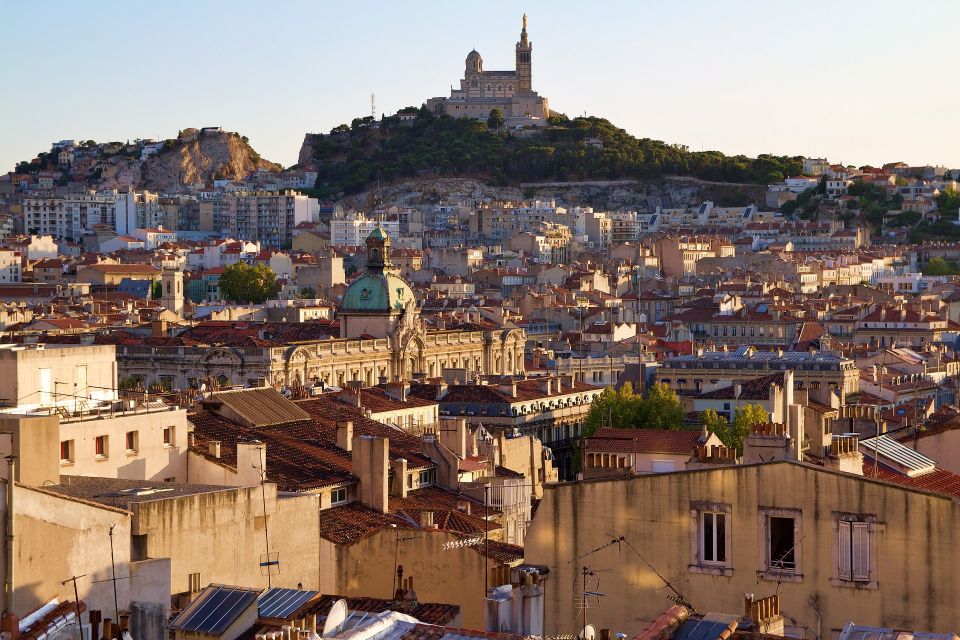 Private Guided Walking Tour of Aix En Provence and Marseille - Sum Up