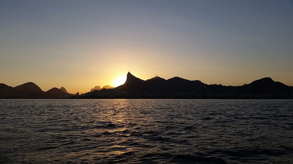 Rio De Janeiro: Guanabara Bay Sunset Sailing Tour & Drinks - Boarding Information