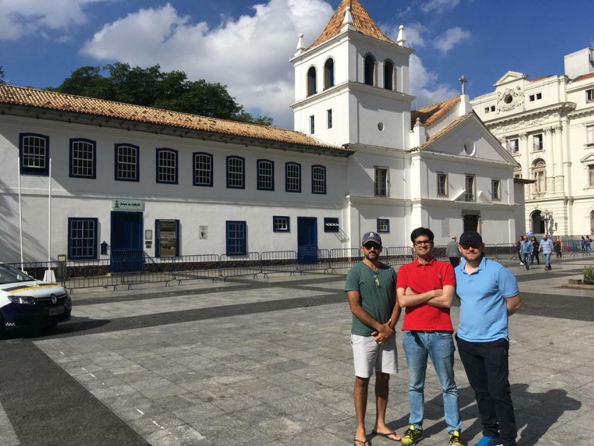 São Paulo: Downtown Walking Tour With Farol Santander Entry - Common questions