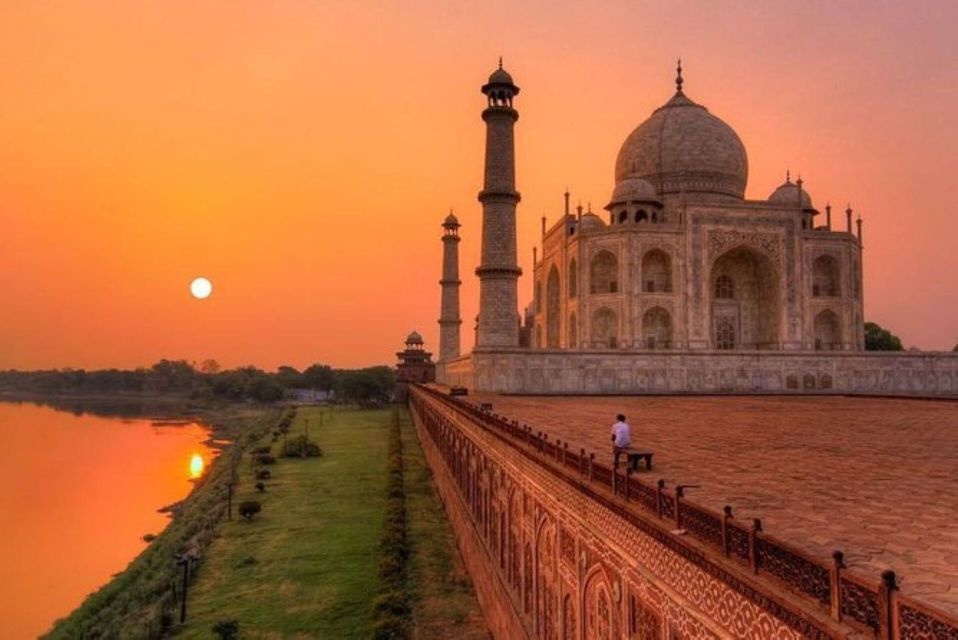 Taj Mahal, Great Akbar Tomb & Agra Overnight Tour From Delhi - Common questions