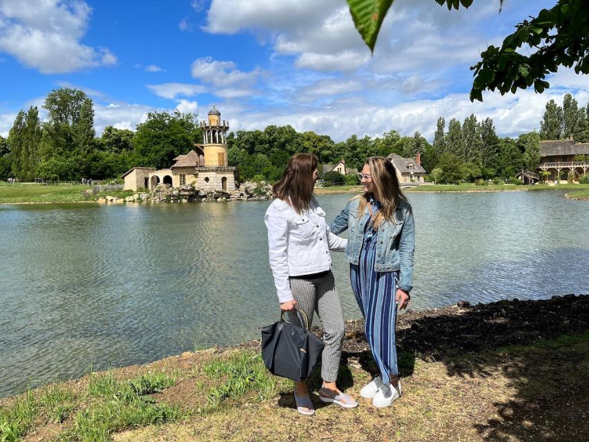 Versailles: Skip-The-Line Chateau and Estate Sidecar Tour - Attire