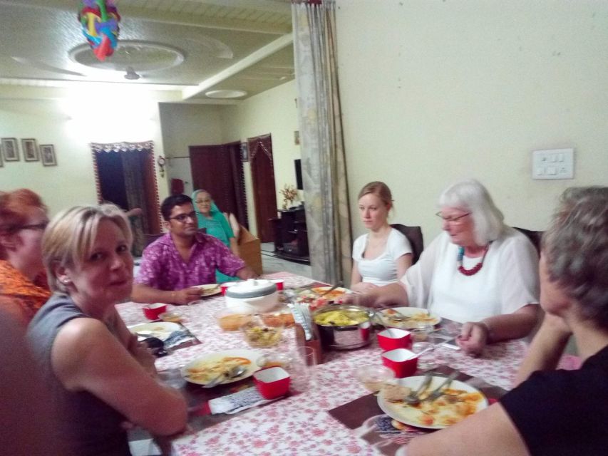 Jaipur: Home Cooking Class and Dinner With a Local Family - Common questions