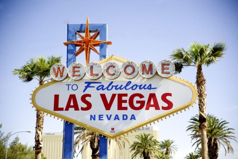 Las Vegas: Atomic Saloon Show at The Venetian