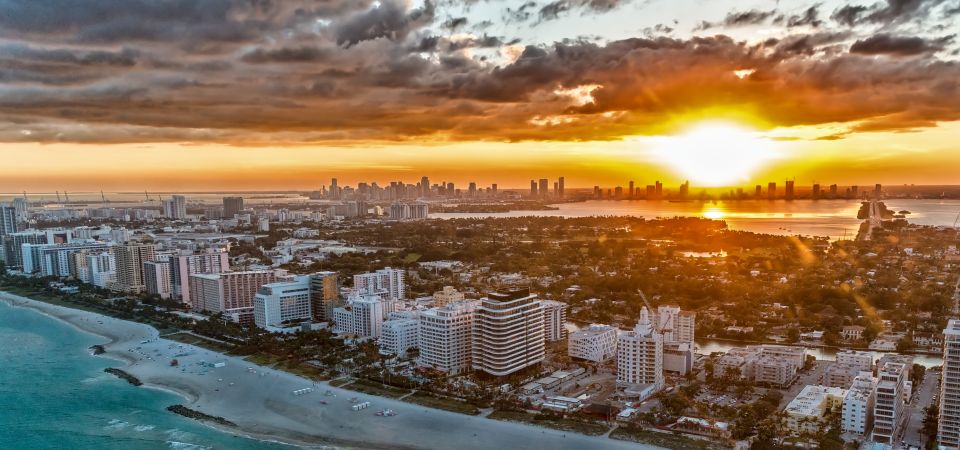 Miami Beach: 50-Min Sunset Private Luxury Airplane Tour - Sum Up