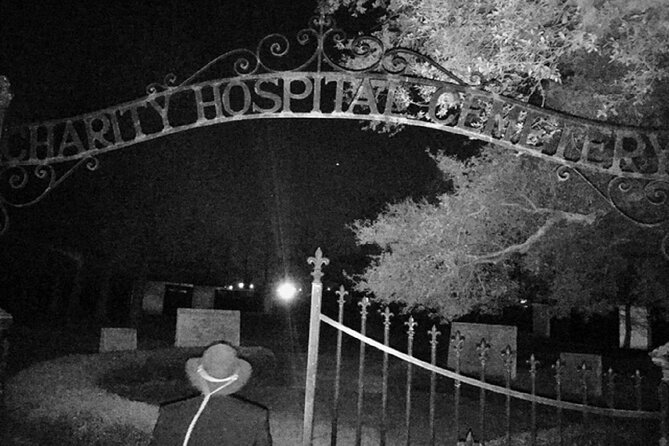 New Orleans Cemetery and Paranormal Investigation Bus Tour - Historical and Cultural Insights