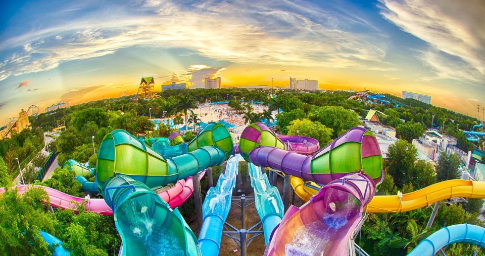 Orlando: Aquatica Water Park Admission Ticket - Sum Up