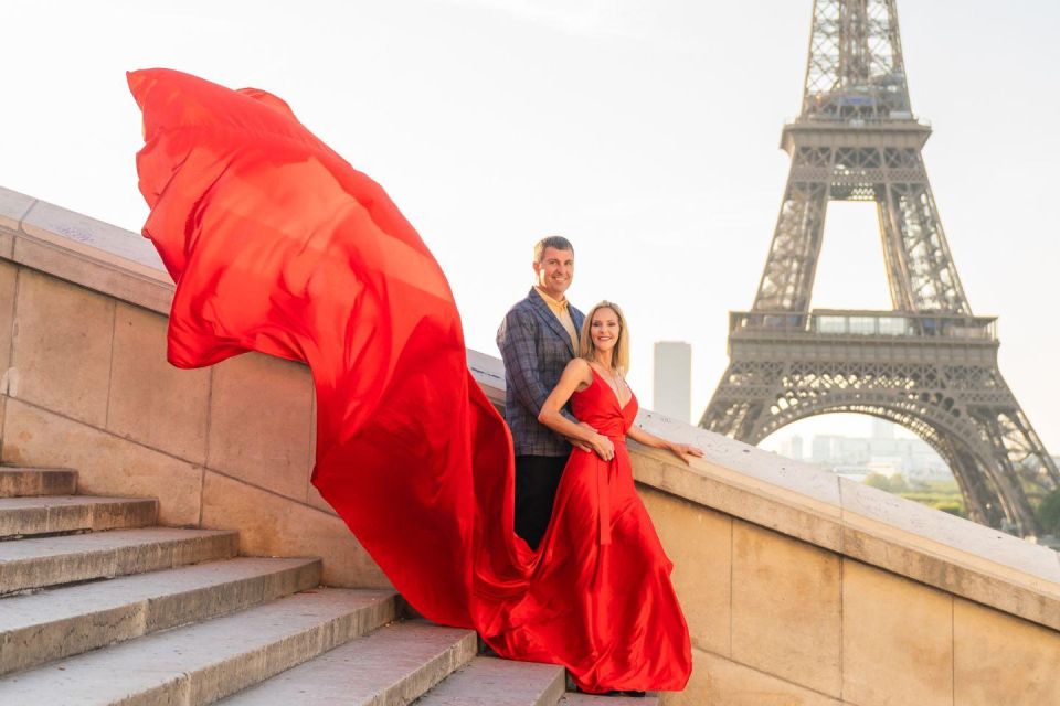 Paris : Private Flying Dress Photoshoot by the Eiffel Tower - Sum Up