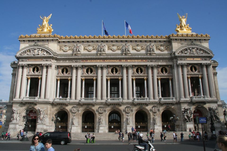 Paris: Private Tour With a Local Guide - Common questions