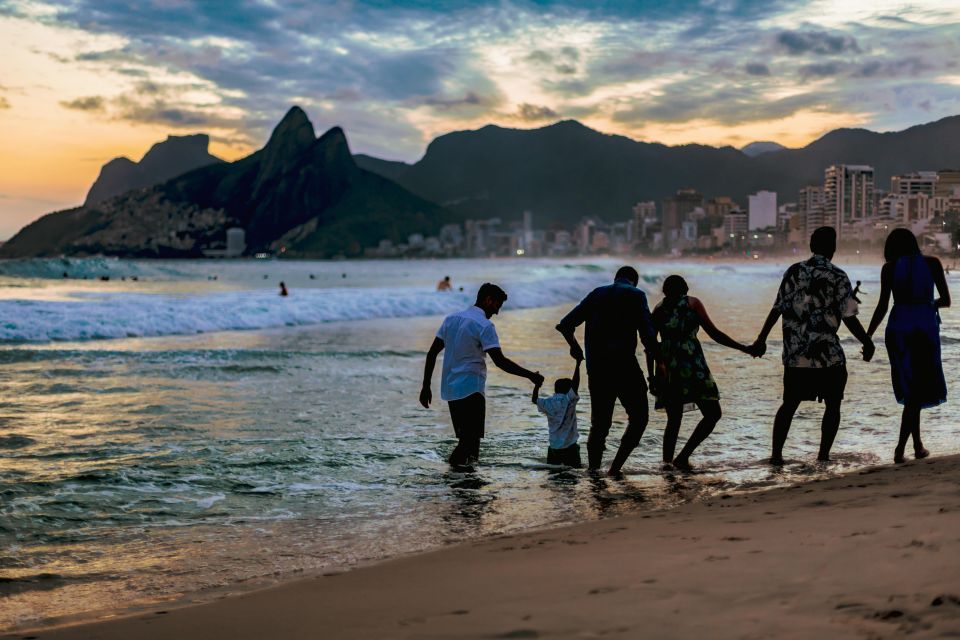 Rio De Janeiro: Great Photos in Amazing Backgrounds - Common questions