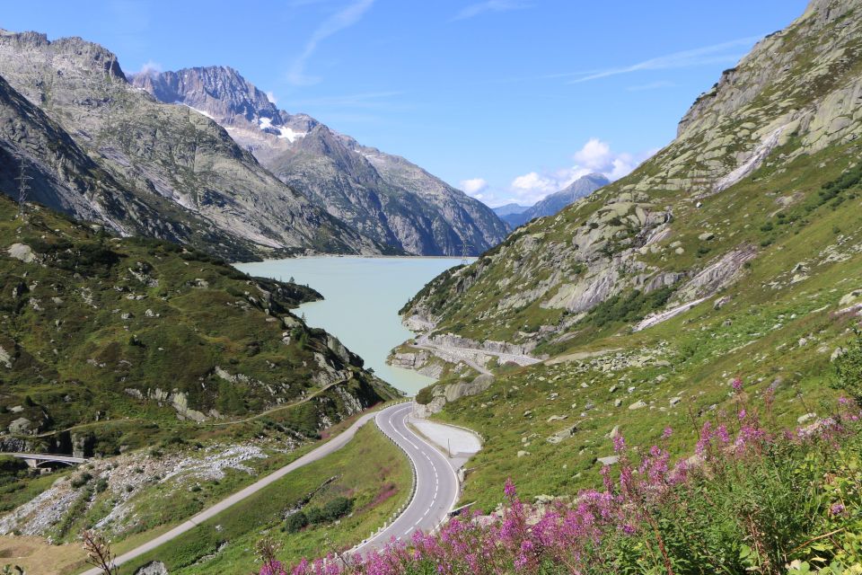 Switzerland: Private Transfer by Car to Anywhere - Sum Up