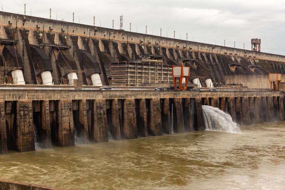 Foz Do Iguaçu: Itaipu Hydroelectric Dam - Importance of Itaipu Dam