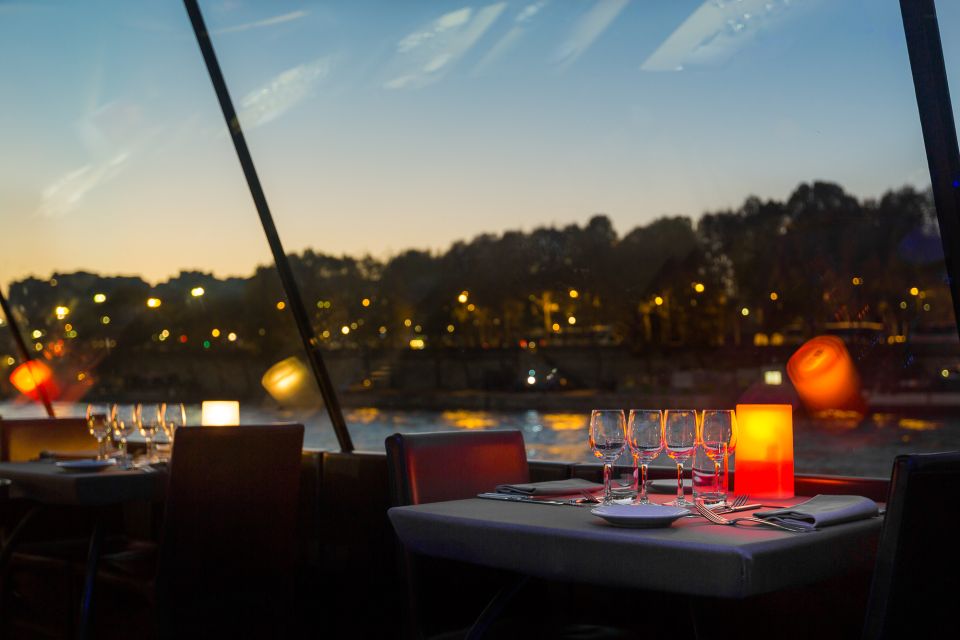 Paris: Dinner Cruise on the Seine River at 6:15 PM - Common questions