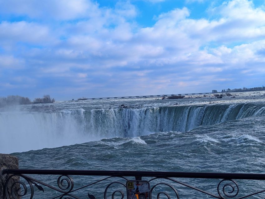 Toronto: Niagara Falls Evening Tour With Cruise and Dinner - Sum Up
