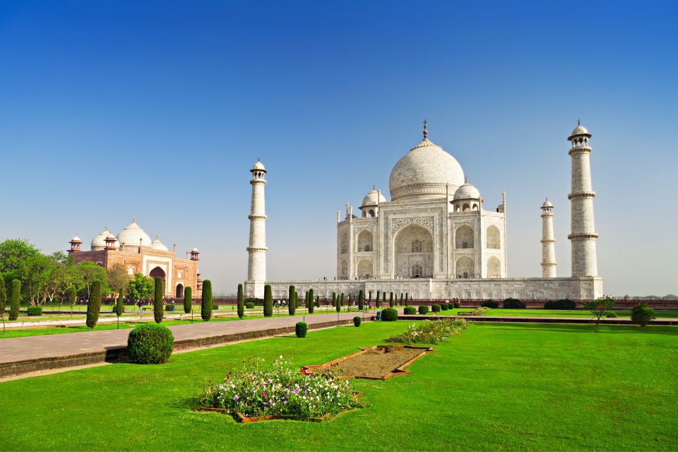 All Inclusive Taj Mahal Tour by Gatiman Train From Delhi - Key Points