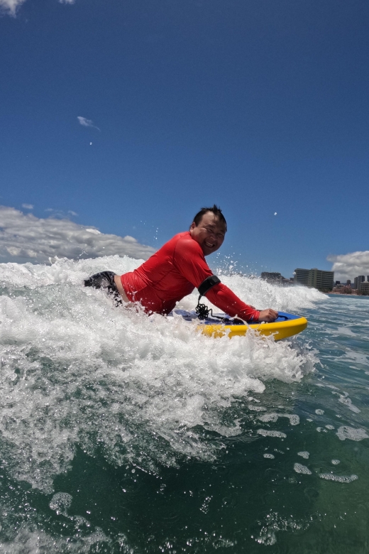 Bodyboard Lesson in Waikiki, 3 or More Students, 13+ - Key Points