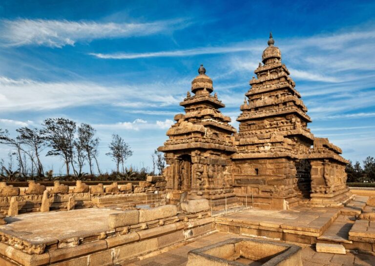 Day Trip to Mahabalipuram (Guided Sightseeing Experience)