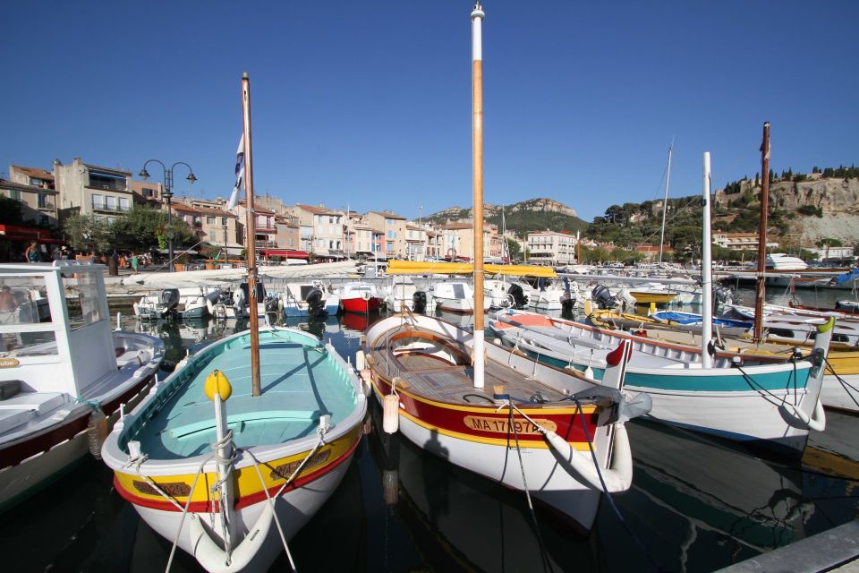 Drive a Cabriolet Between Port of Marseille and Cassis - Key Points