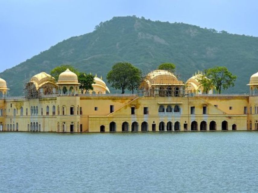 Explore Agra From Delhi And Drop At Jaipur With Transport - Tour Details