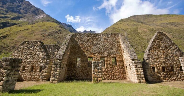 From Cusco: 2-Day Inca Trail Hiking Tour to Machu Picchu