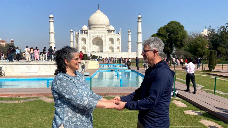 From Delhi: All-Inclusive Taj Mahal Tour by Gatimaan Express - Key Points