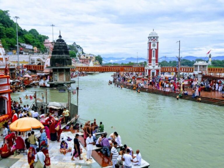 From Delhi: Private 2-Day Trip to Haridwar and Rishikesh
