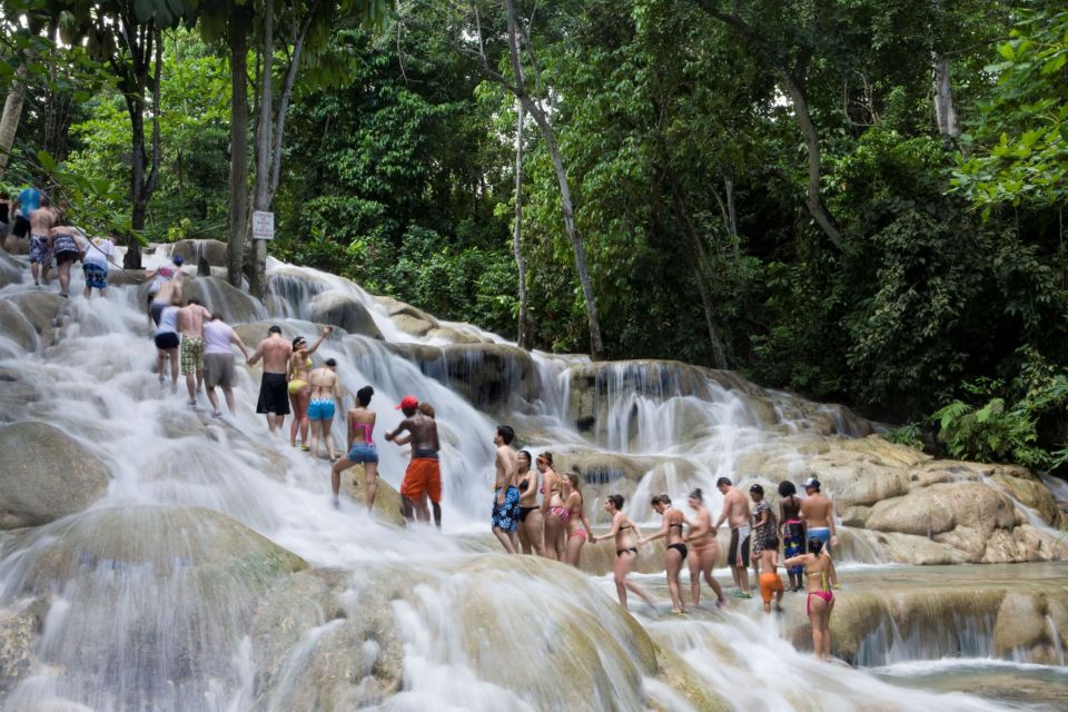 From Ocho Rios: Bamboo Beach Club & Dunn's River Falls - Key Points