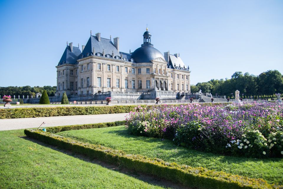 From Paris: Chateau De Fontainebleau & Vaux-Le-Vicomte Tour - Key Points