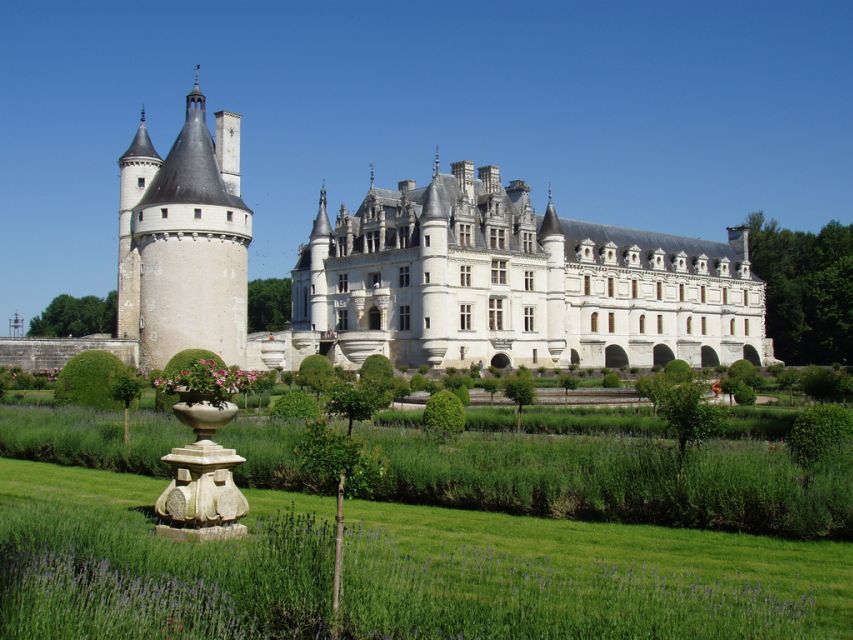 From Paris: Loire Valley Castles Full-Day Tour With Lunch - Key Points