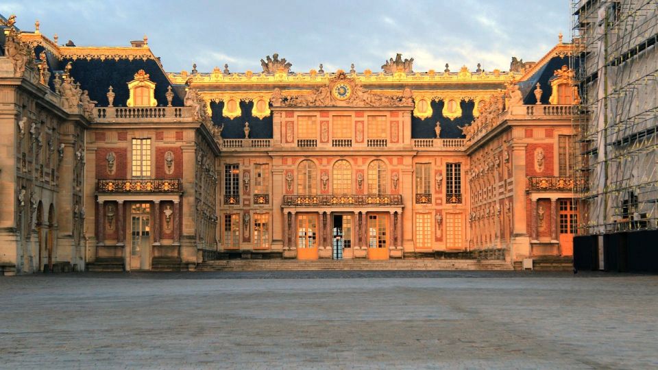 From Paris: Skip-The-Line Versailles Palace Private Tour - Key Points