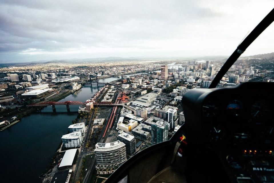 From Portland: Willamette Falls Helicopter Tour