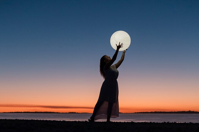 Full Moon Music & Meditation Activity in Broome - Key Points