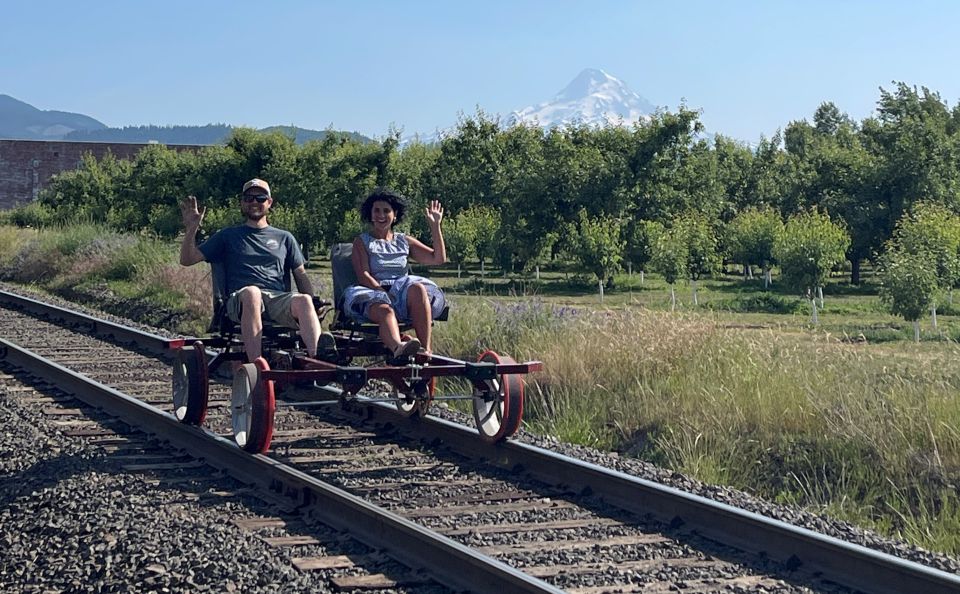 Hood River: Railbikes Experience - Key Points