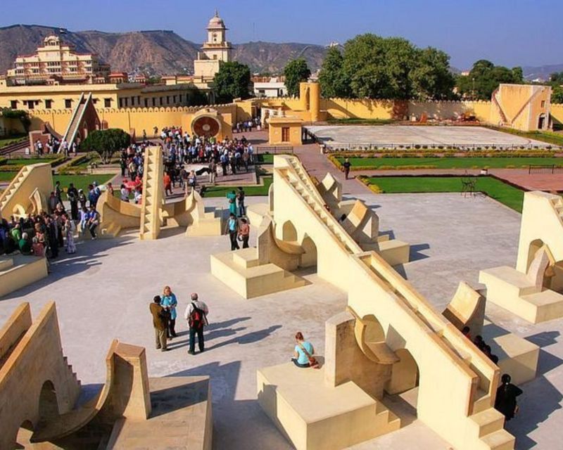 Jaipur: 2 Day Guided Pink City Sightseeing Tour - Key Points